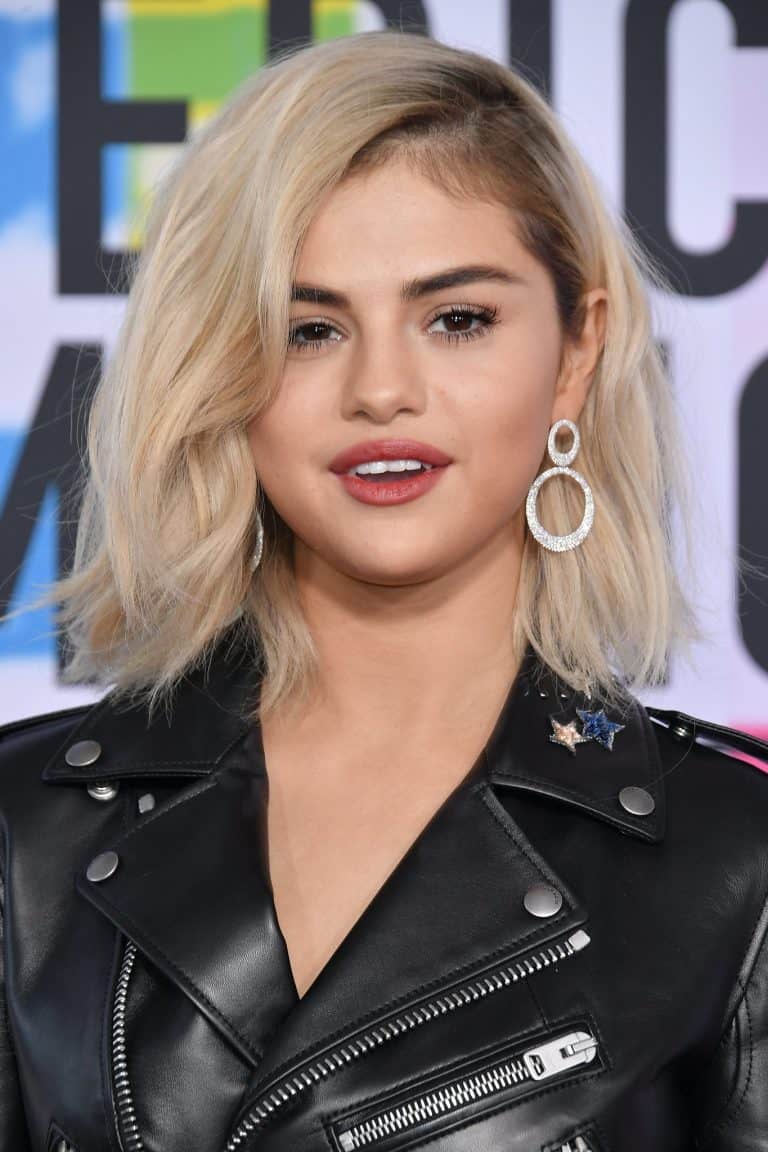 What Bra Size Is Selena Gomez TheBetterFit What Bra Size Is Selena Gomez TheBetterFit